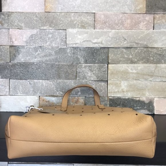 🔥Host Pick🔥Madewell Mini Transport Perforated Leather Tote - Picture 4 of 10